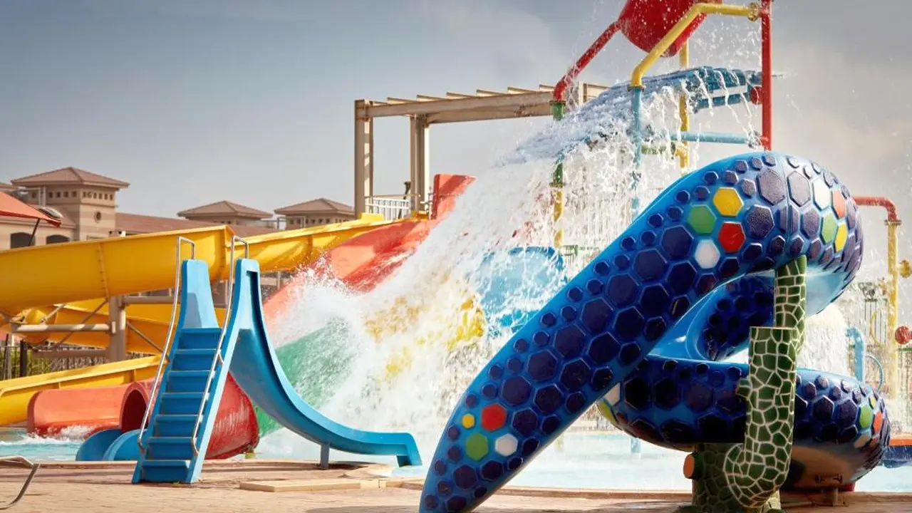 Hotel Coral Sea Beach & Aqua Park - Al Ain Sokhna